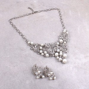 Весільний комплект з перлами. Намисто, сережки, С11259