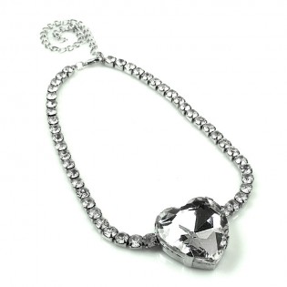 Чокер ожерелье с камнями "Сердце"