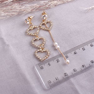 Жіночі сережки "Серця", С11843