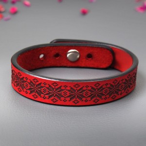 Кожаный браслет "Вышиванка", красный, С13004