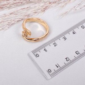 Женское кольцо "Объятия", С13095