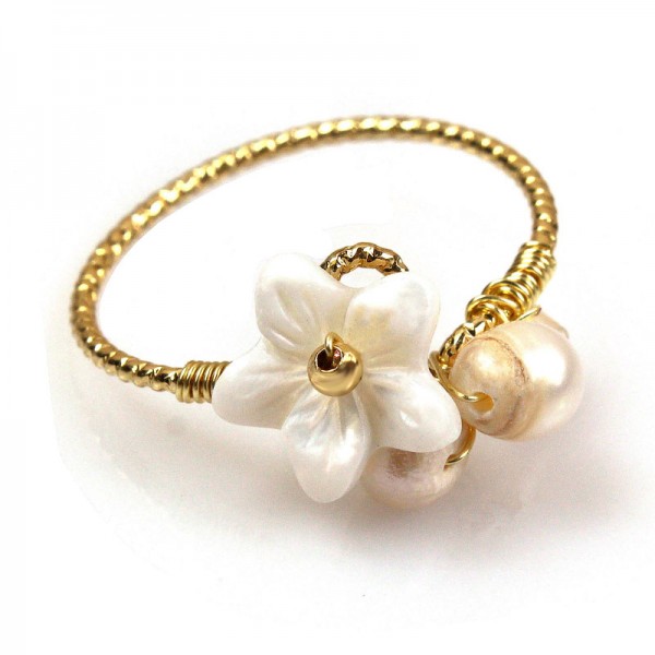 Жіноча каблучка з перлами "Квітка", С13386