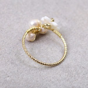 Женское кольцо с жемчугом "Цветок", С13386