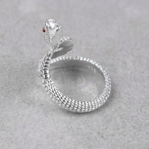 Женское кольцо "Змея. Кобра", С13473