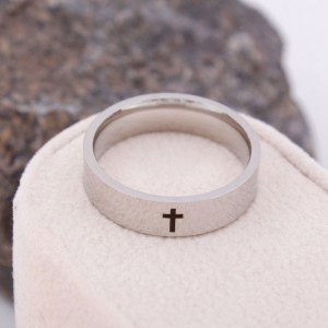 Кольцо "Крест" серебристое 6 мм, С13898