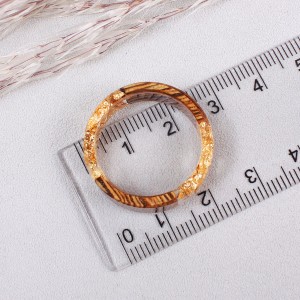 Кольцо из древесной смолы, желтое, С14623