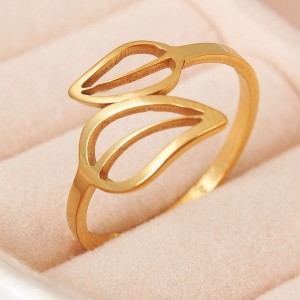 Женское кольцо "Листья", золотистое, C15020