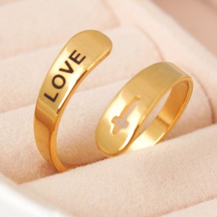 Женское кольцо "Любовь", золотистое