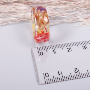 Кольцо из древесной смолы "Цветы", C15044