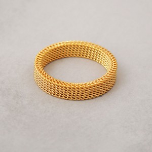 Кольцо "Сетка", золотистое 4 мм, C15093