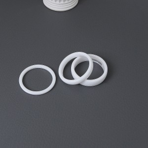 Кільце з кераміки, біле, 2 мм, С15243