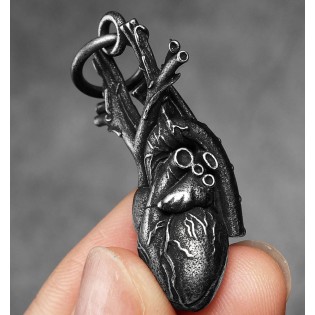 Кулон из стали "Сердце"