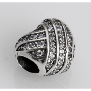 Шарм "Сияющее сердце", С7438