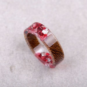 Кольцо из древесной смолы, красное, С5712