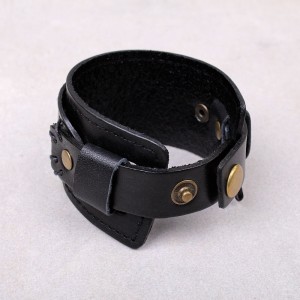 Мужской кожаный браслет широкий, черный, С5961
