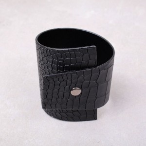Женский кожаный браслет "YD" черный, С6282