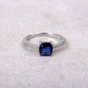 Женское кольцо с камнем, синее, С6930