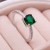Женское кольцо с камнем, зеленое