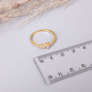 Женское кольцо "Сияние", С7082