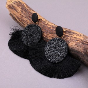 Сережки женские кисточки, черные, С7916