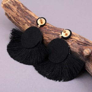 Сережки жіночі пензлика, чорні, С7916