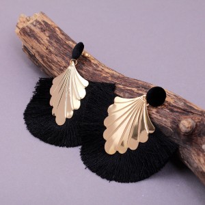 Сережки жіночі пензлика, чорні, С7919