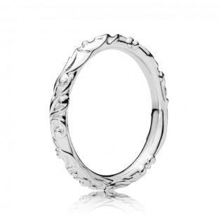 Серебряное кольцо "Царственная красота" 