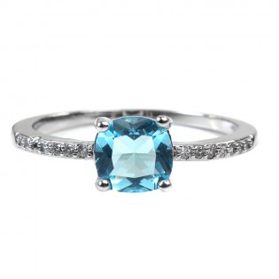 Женское кольцо с камнем, голубое
