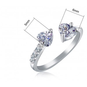 Женское кольцо с камнем "Сердца", голубое, С8785