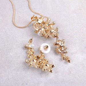 Весільний комплект з перлами. Намисто, сережки, С8809