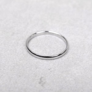 Женское кольцо тонкое, серебристое, С9745