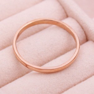 Женское кольцо тонкое, золотистое, С9746