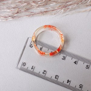 Кольцо из древесной смолы, розовое, С10189