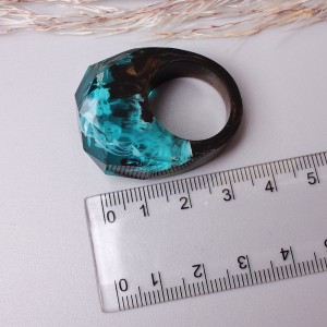 Кольцо из древесной смолы, синее, С10191