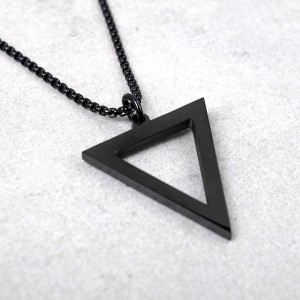 Кулон "Треугольник" из стали, С10260