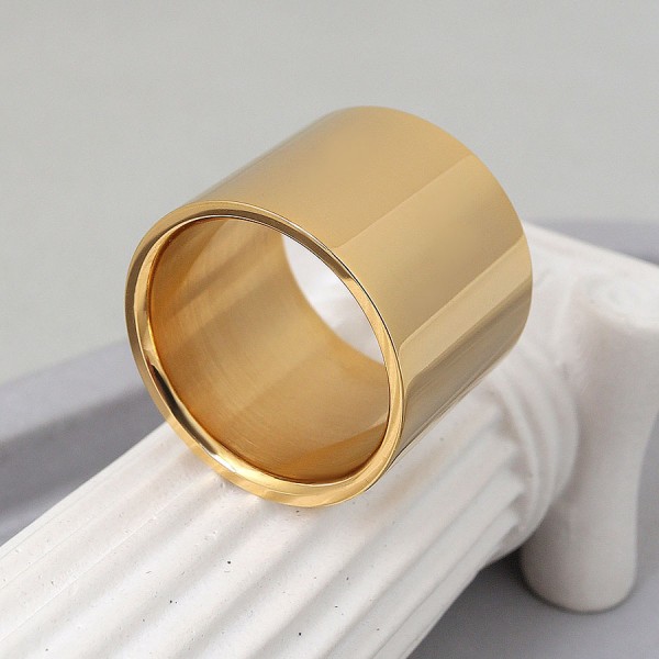 Кольцо широкое, массивное, золотистое, С10592