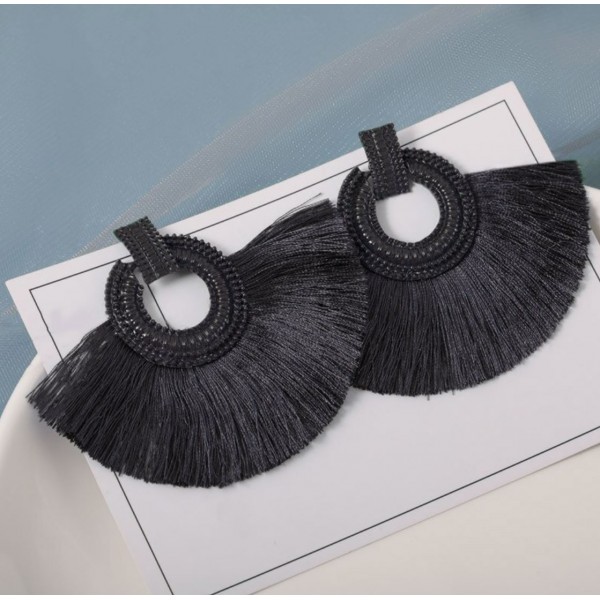 Сережки жіночі пензлики, чорні, С10736
