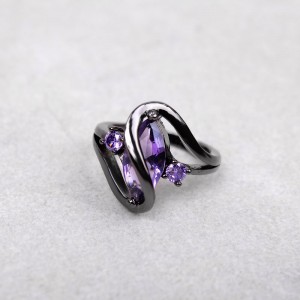 Женское кольцо "Фиолетовый камень", С10855