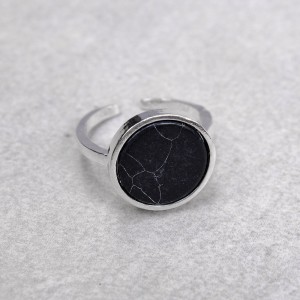 Женское кольцо "Черная печатка", С10919