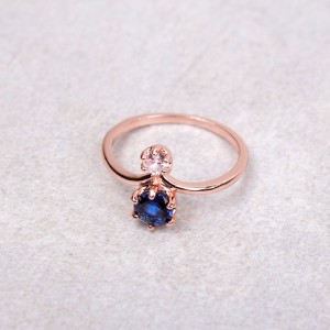Женское кольцо с камнем, С10923