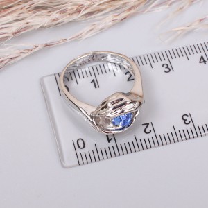 Женское кольцо "Объятия", С10950