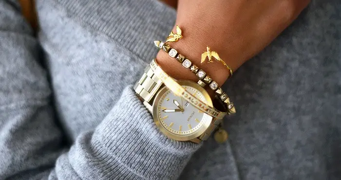 Что лучше: браслет или часы? Основные отличия и преимущества