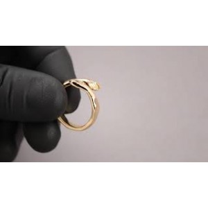 Женское кольцо "Объятия", С13095